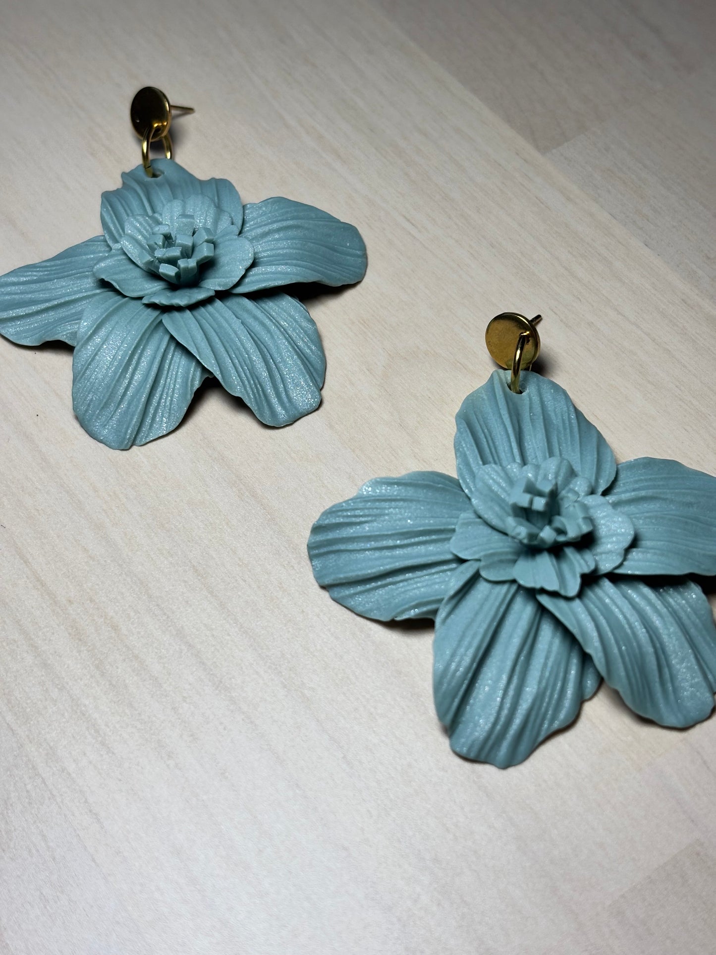 Big fancy flower costal pearl